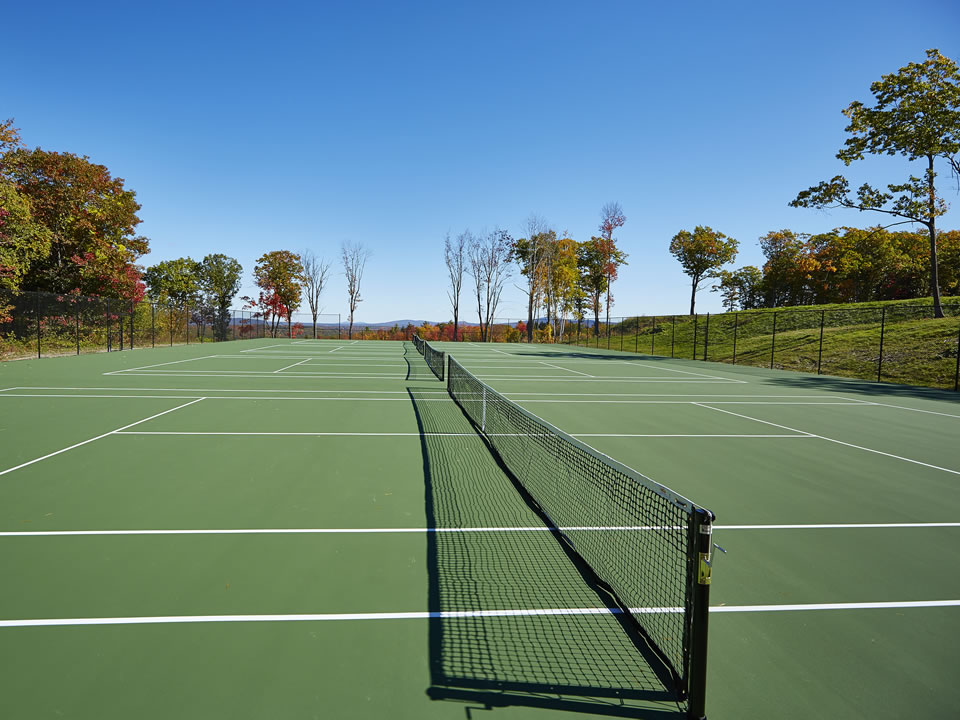 Какое поле теннисный. Теннисный корт сад им Баумана. Теннис корт Эстетика. Padel корт. Теннисные корты в Куала Лумпур.